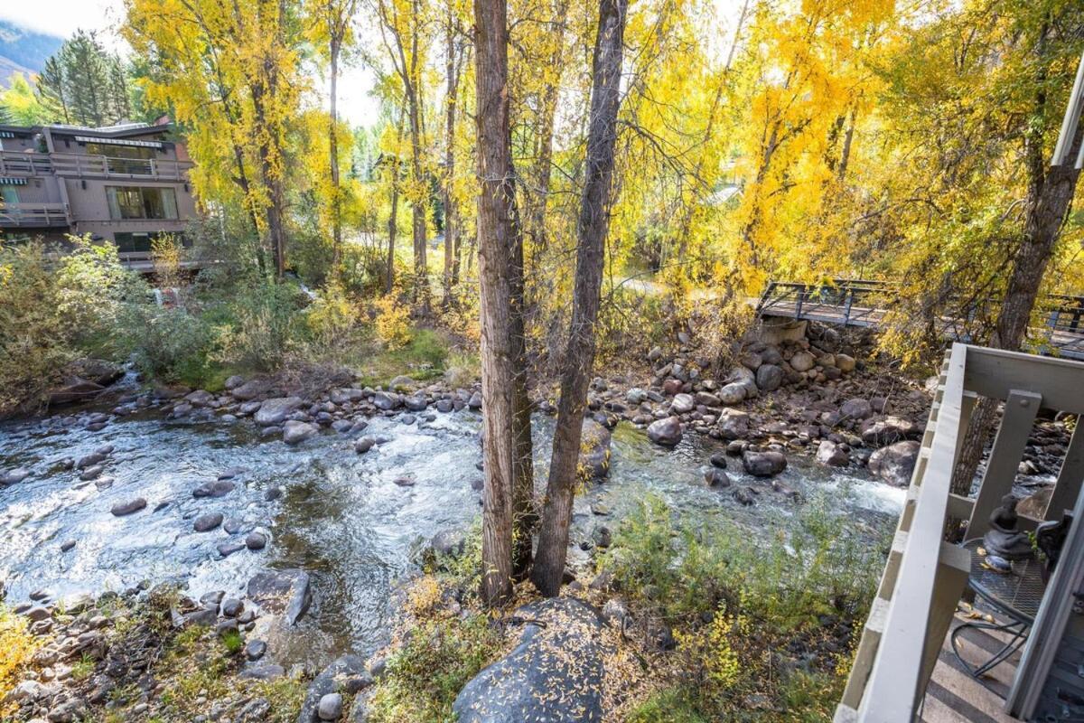 Holiday home Riverfront 2 Bedroom - Steps To Town - Pool & Hot Tub Aspen